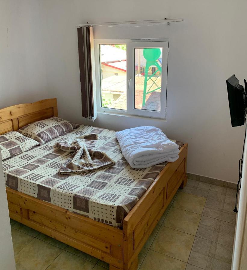 Casa Pestelui Hotell Două Mai Eksteriør bilde