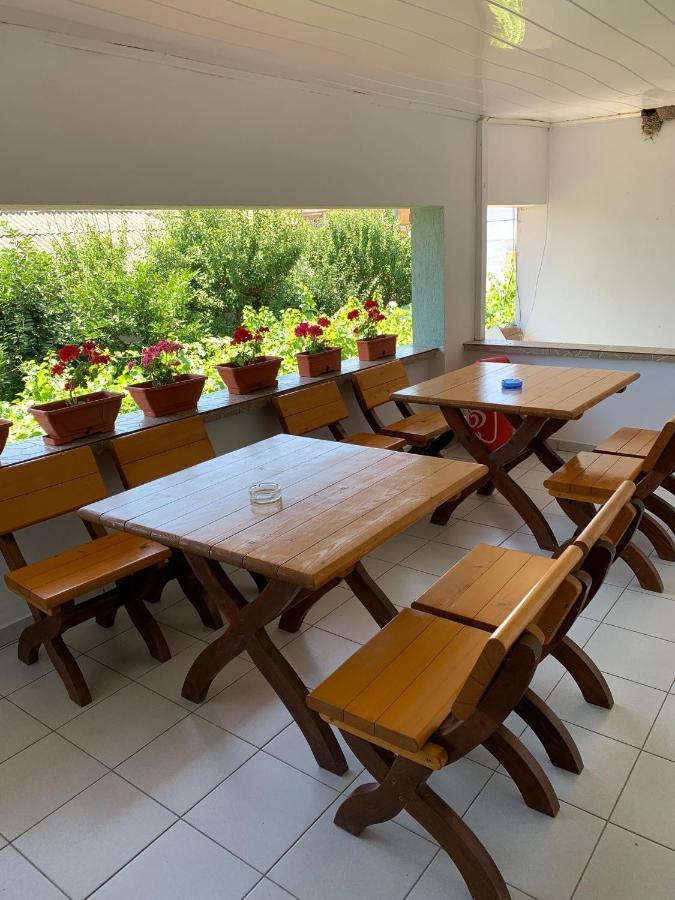 Casa Pestelui Hotell Două Mai Eksteriør bilde